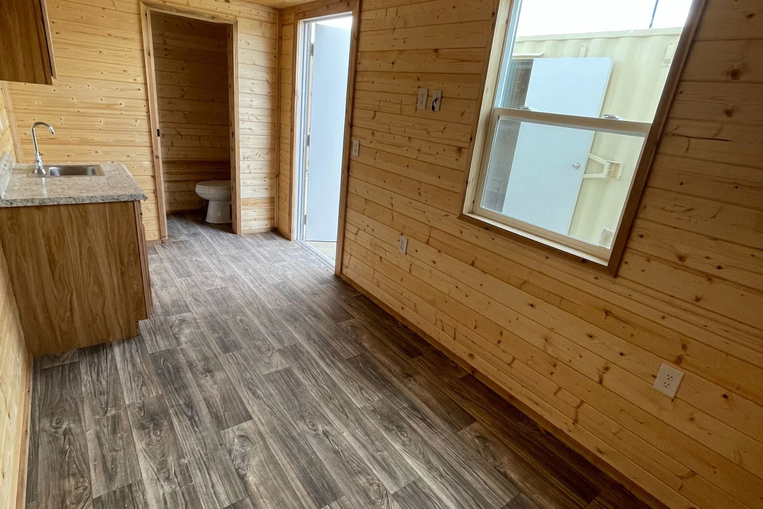 20ft Retreat Cabin - Image 4