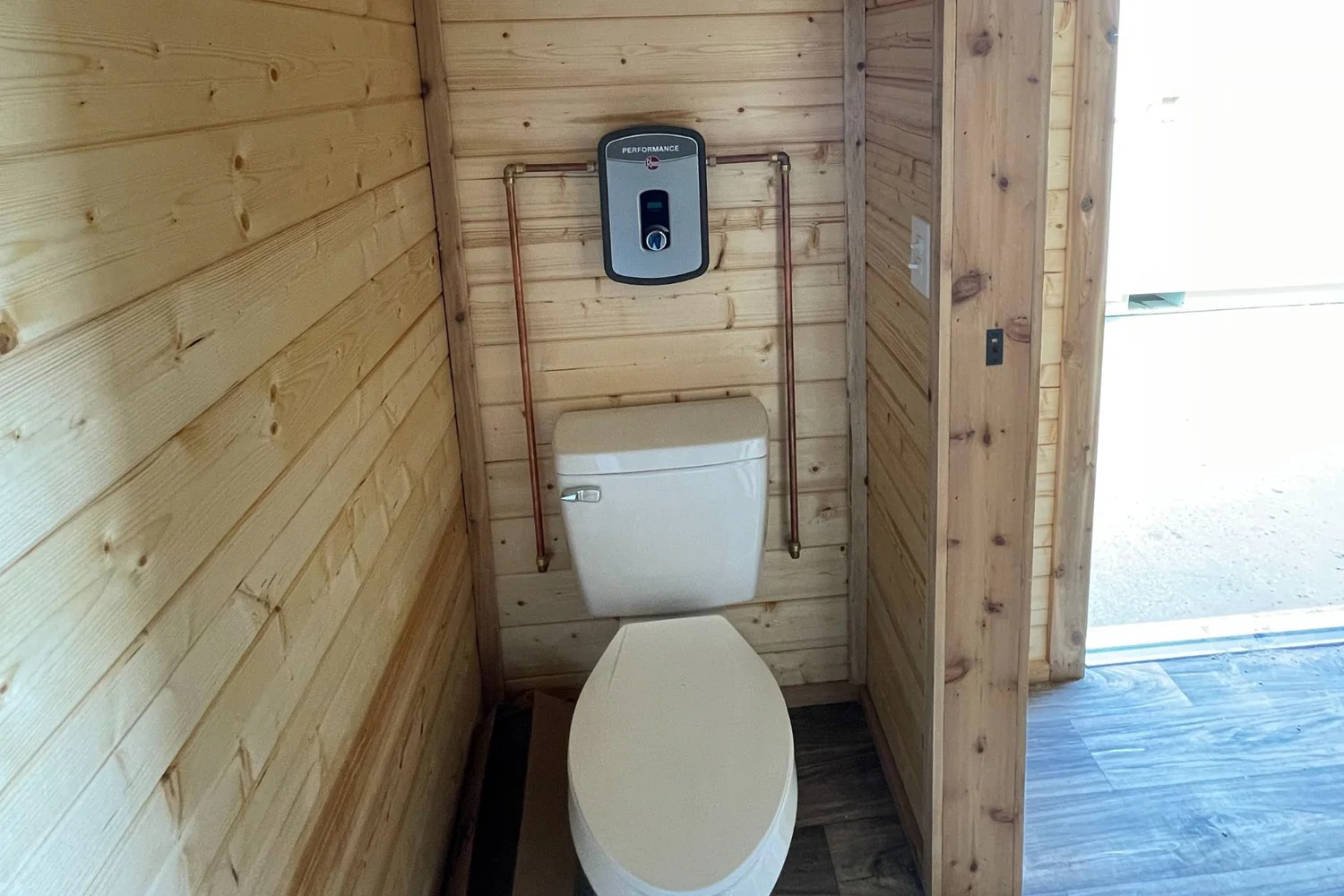 20ft Retreat Cabin - Image 6