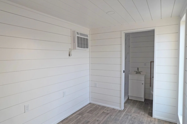 20ft Modern Cabin - Image 6