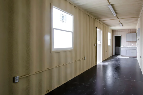 40ft Hunting Cabin with Kitchenette and Bath - Image 6