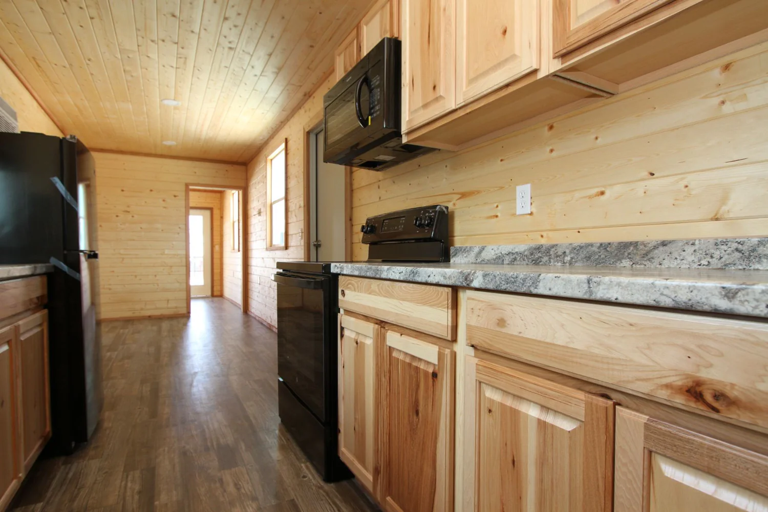 53ft Retreat Cabin - Image 3