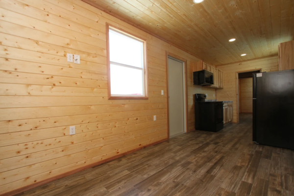 53ft Retreat Cabin - Image 5